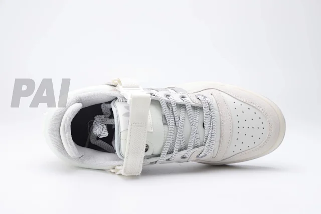 Adidas Sneakers Bad Bunny Forum Buckle Low product detail image 22