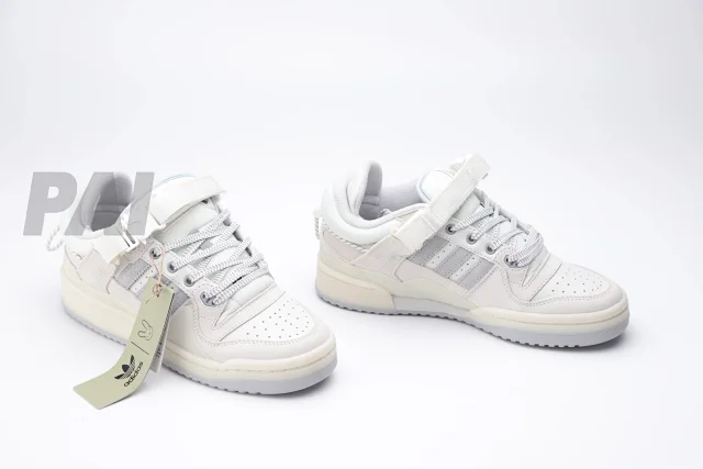 Adidas Sneakers Bad Bunny Forum Buckle Low product detail image 17