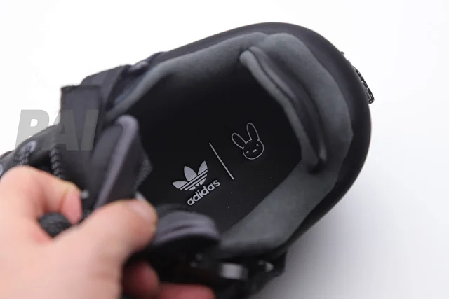 Adidas Sneakers Bad Bunny Forum Buckle Low product detail image 52
