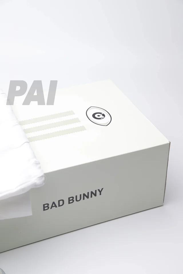 Adidas Sneakers Bad Bunny Forum Buckle Low product detail image 16