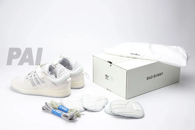 Adidas Sneakers Bad Bunny Forum Buckle Low product detail image 14