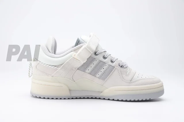 Adidas Sneakers Bad Bunny Forum Buckle Low product detail image 21