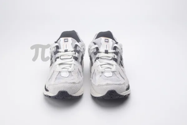 New Balance 1906D White / Black Sneakers Running Shoes - 5