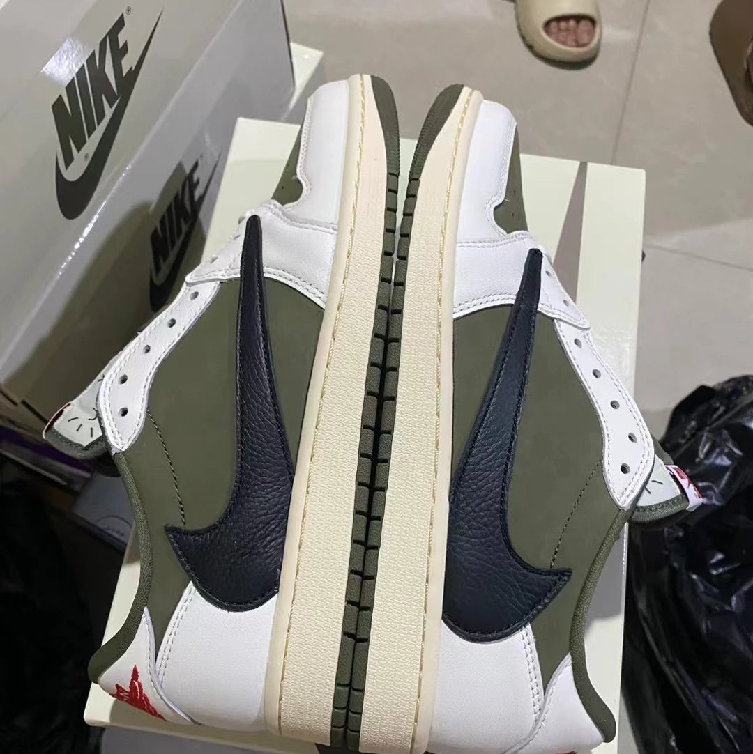 White and green 7866 200