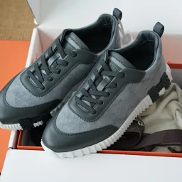 thumbnail for Bouncing (AP batch) delivery time 3-5 days