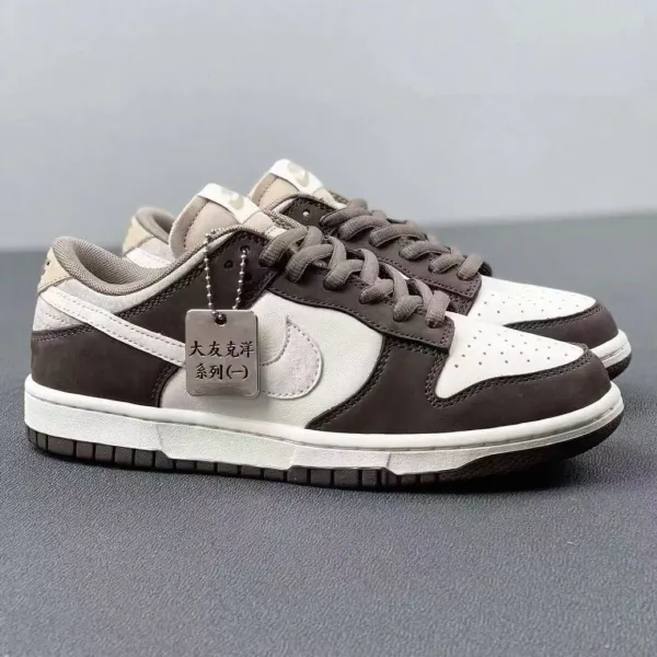 Nike SB Dunk Low 'Purple Pigeon' Sneakers - 5