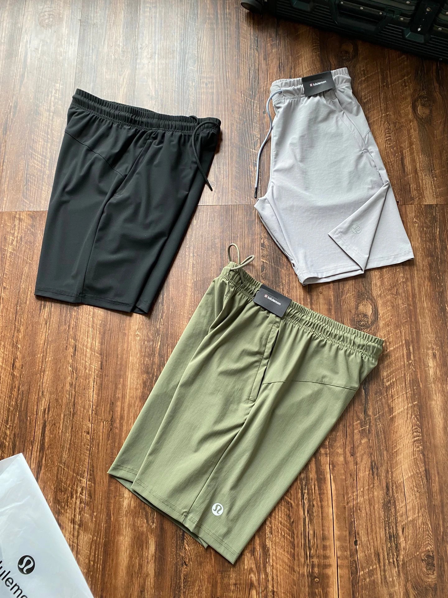 lululemon Shorts Drawstring Casual image 3