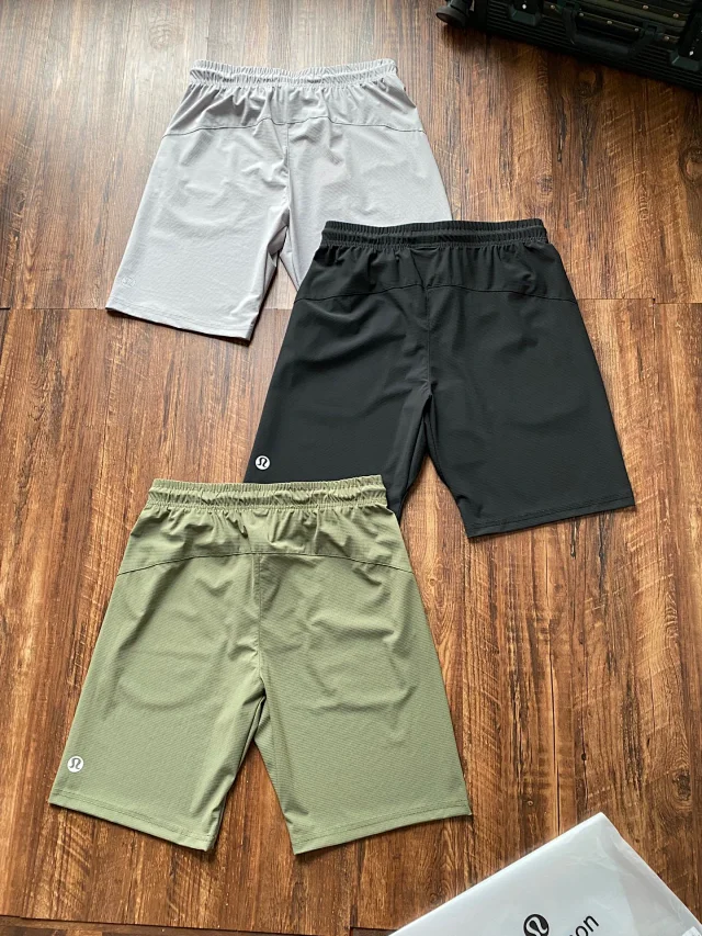 lululemon Shorts Drawstring Casual product detail image 2