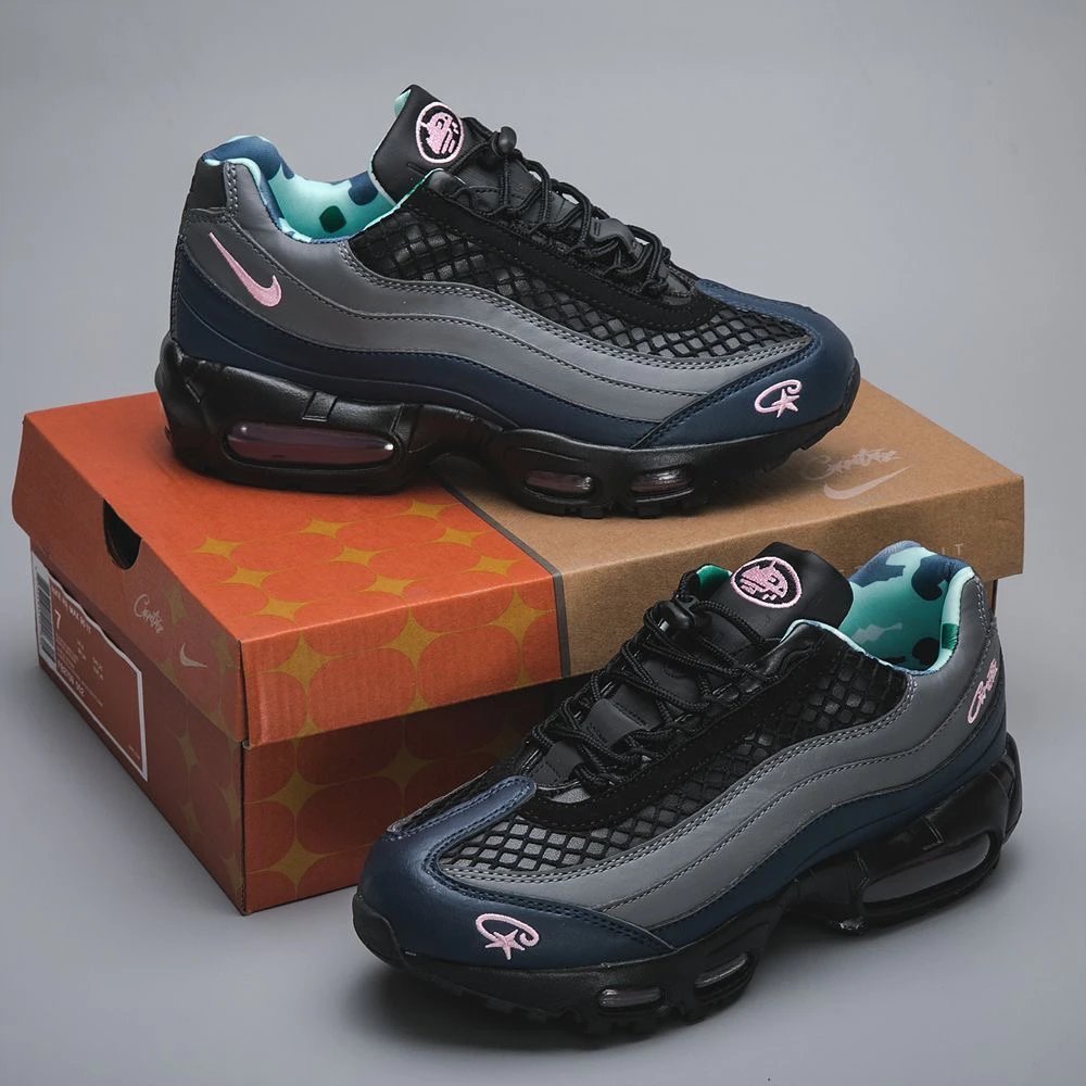 Corteiz x Nike Air Max 95 Olive Green Camo Sneakers - 6