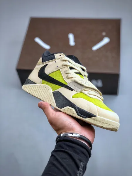 Nike x Travis Scott Air Jordan 1 Low OG 'Cactus Jack' Beige Sneakers - 2