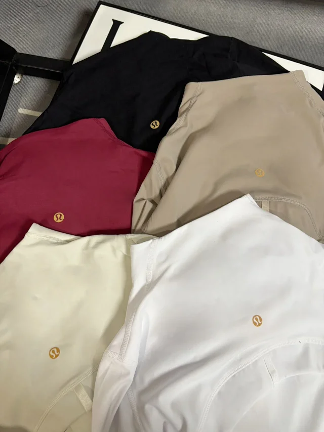 Lululemon Jackets Define Jacket with gold-tone hardware product detail image 4