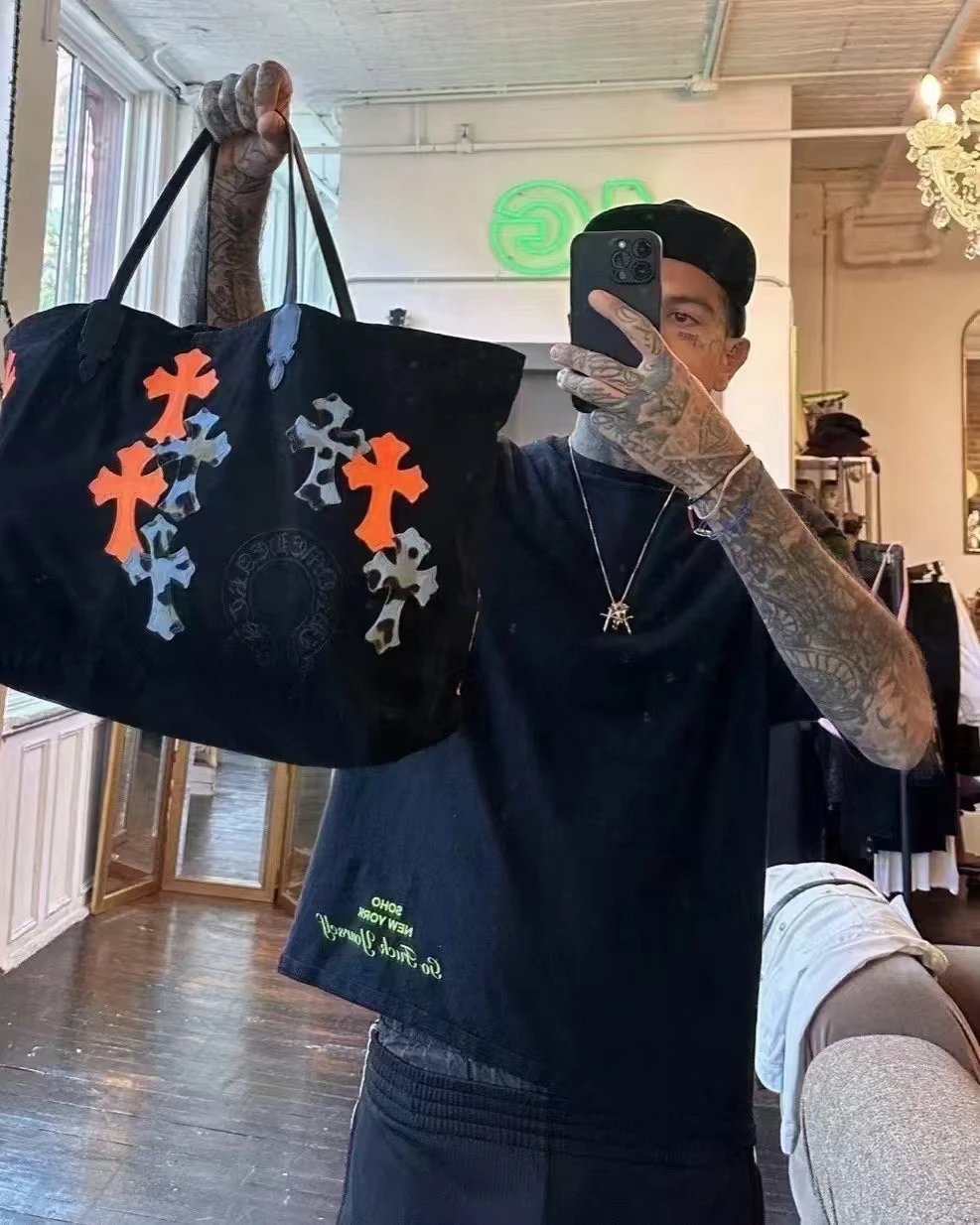 CHROME HEARTS CROSS PATCH TOTE Kroos Heart St Barth Limited TOEFL Package Fitness Package