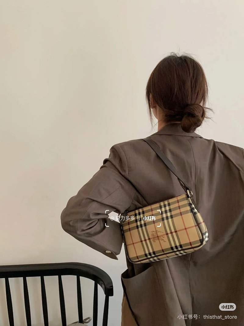 Burberry Bbr Vintage