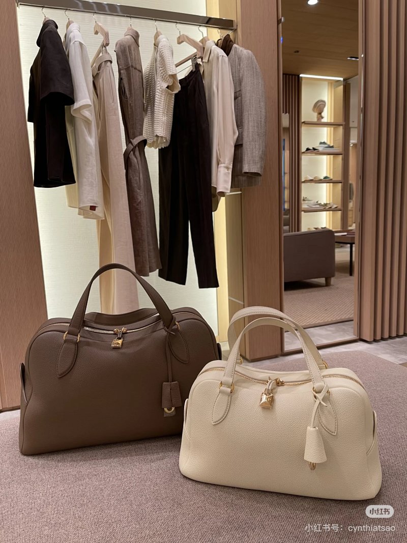 Loro Piana Lp 25 Needle