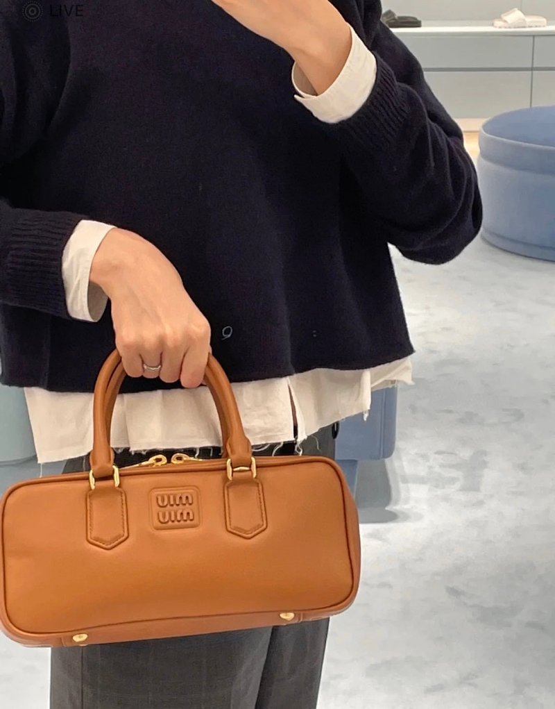 Miumiu 27cm
