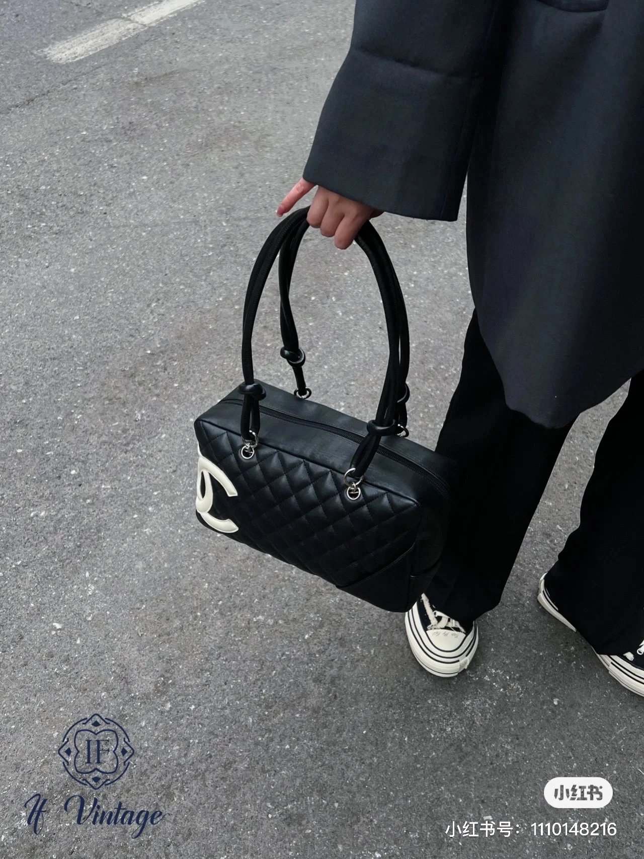 C fragrance @neintage antique Kangpeng panda bag shoulder pillow bag long handle can be handheld, can be armpit shoulder capacity is also superb size: 27 cm cowhide