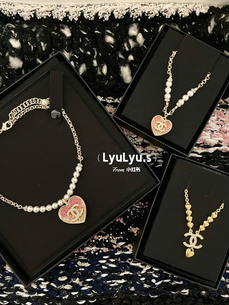 Necklace from Kk