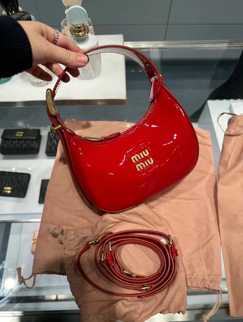 Miumiu Hobo