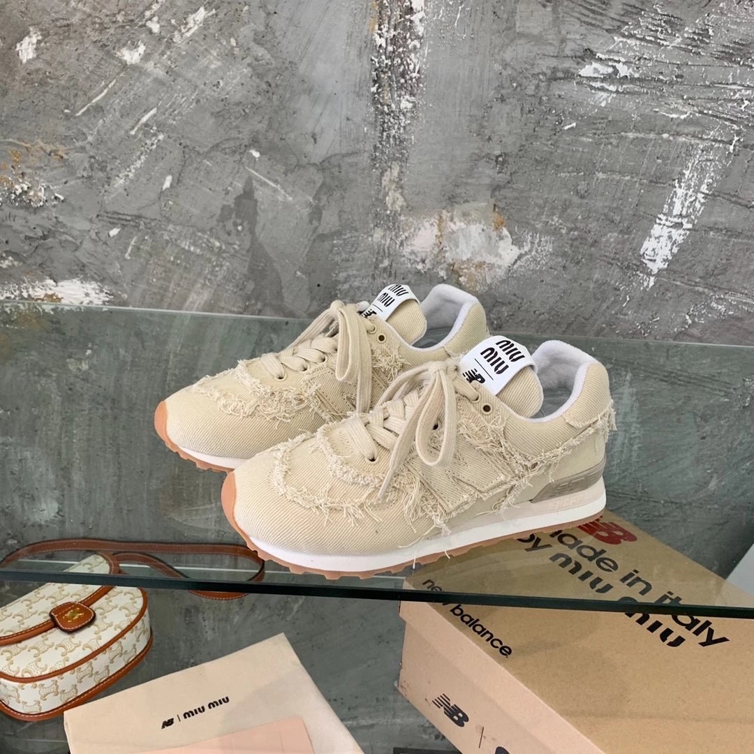 flesh color