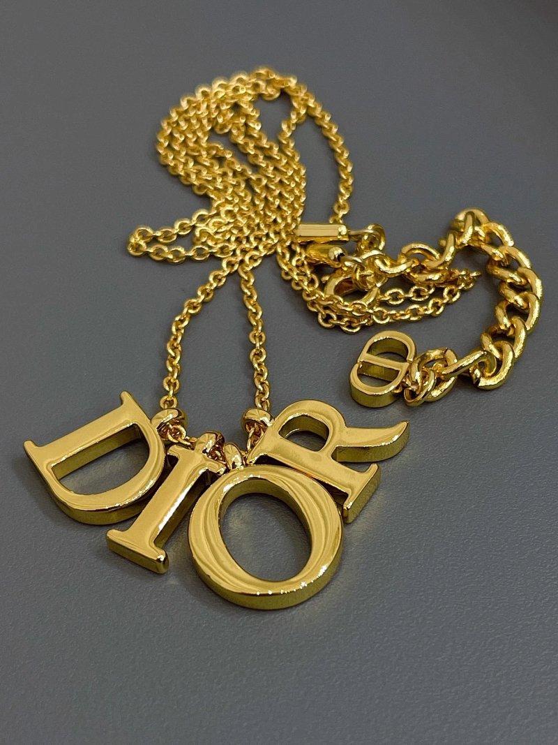 Necklace from Kk
