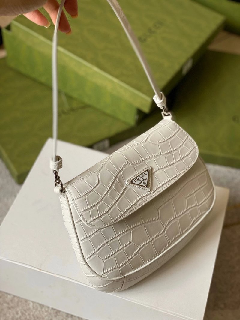 Prada Cleo 24cm