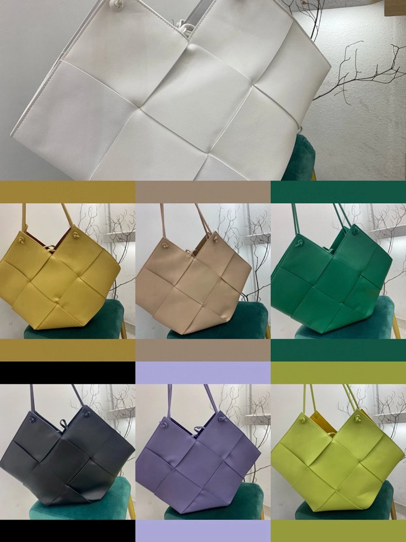 Bottega Veneta Tote