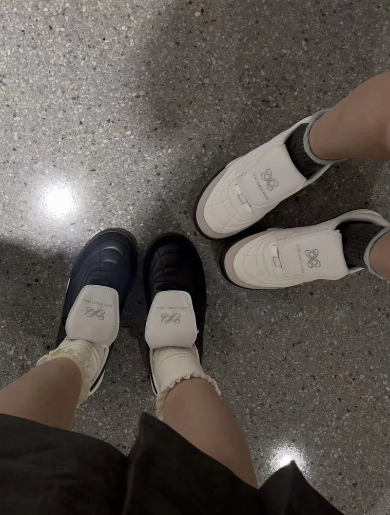 Sneakers from Kk