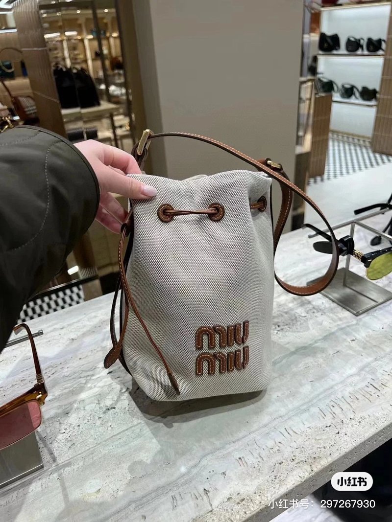 Miumiu Size 16 22cm