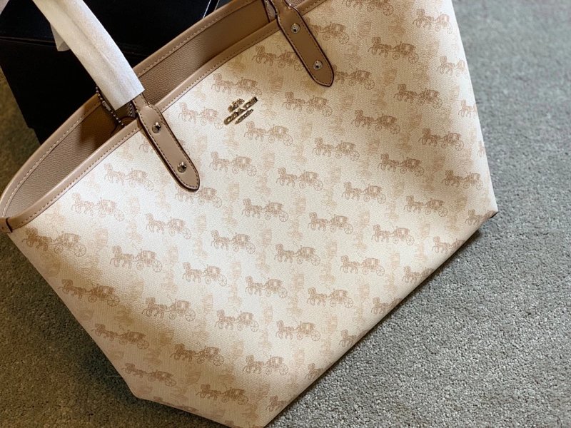 Coach Pvc 33 45 30 15cm