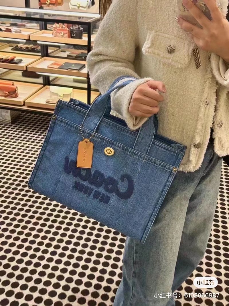 Coach tote bag