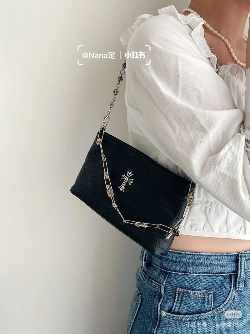 Chrome Hearts 19x13