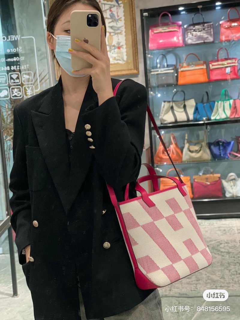 Hermès tote bag