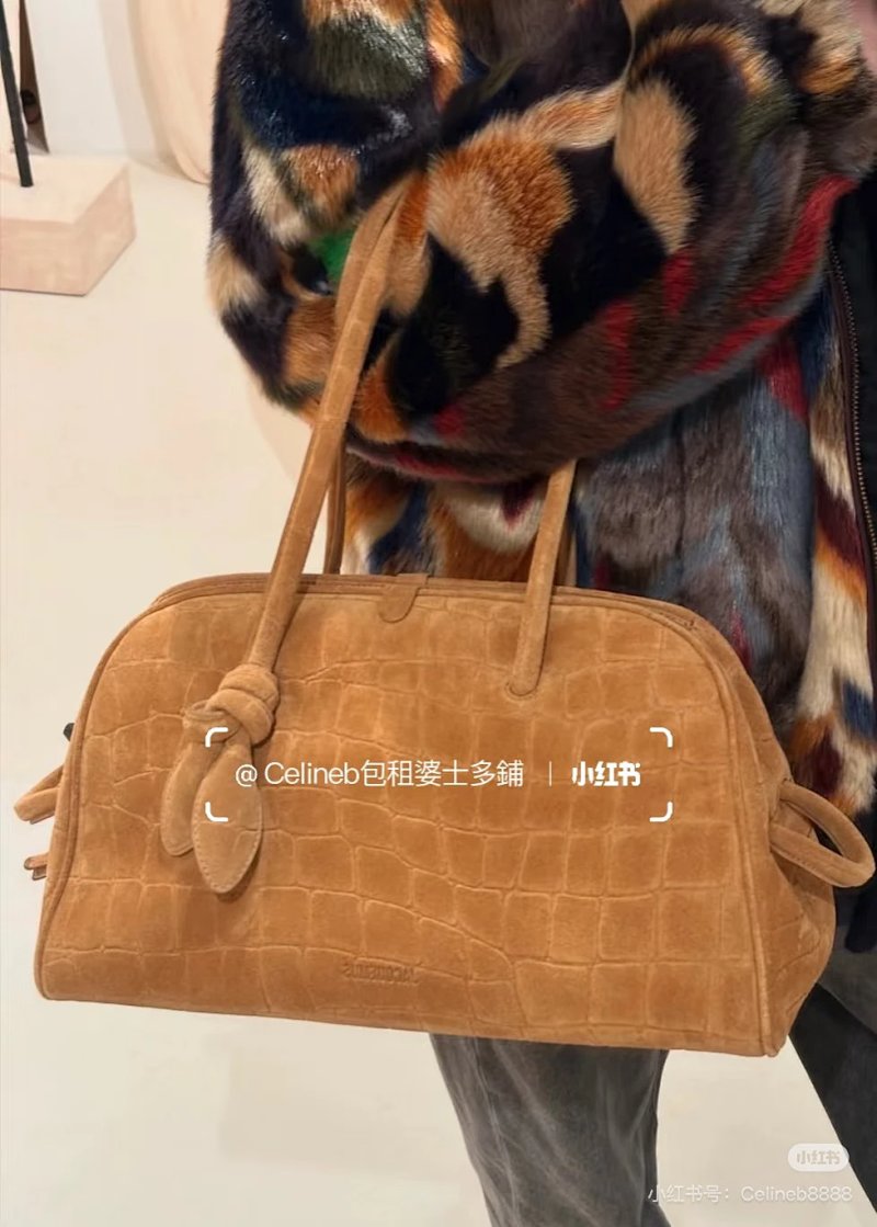 Jacquemus Turismo