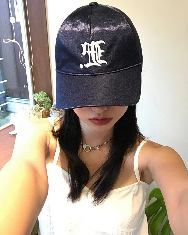Jennie 24 Lmc