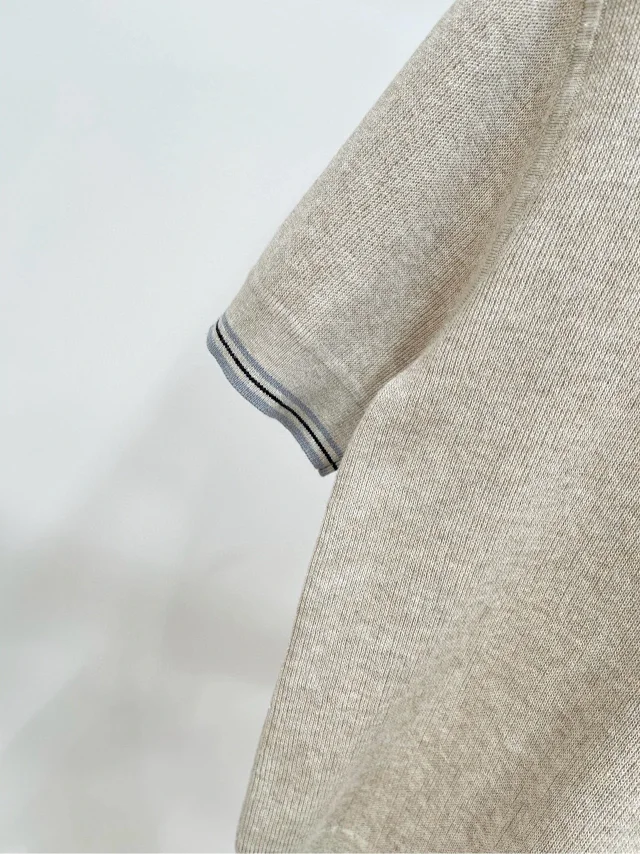 Miu Knitwear Short-Sleeve Knit Polo Top with Contrast Tipped Collar product detail image 7
