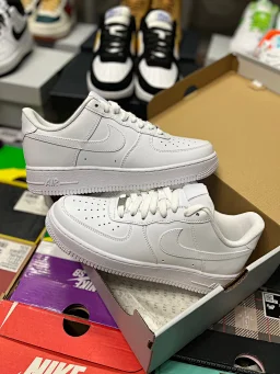 thumbnail for (Hupu version) Air Force 1 Low Air Force classic pure white low-top built-in full-palm air cushion 315122-111