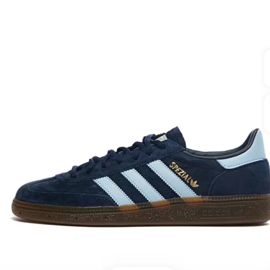 DB7633 Tibetan Blue
