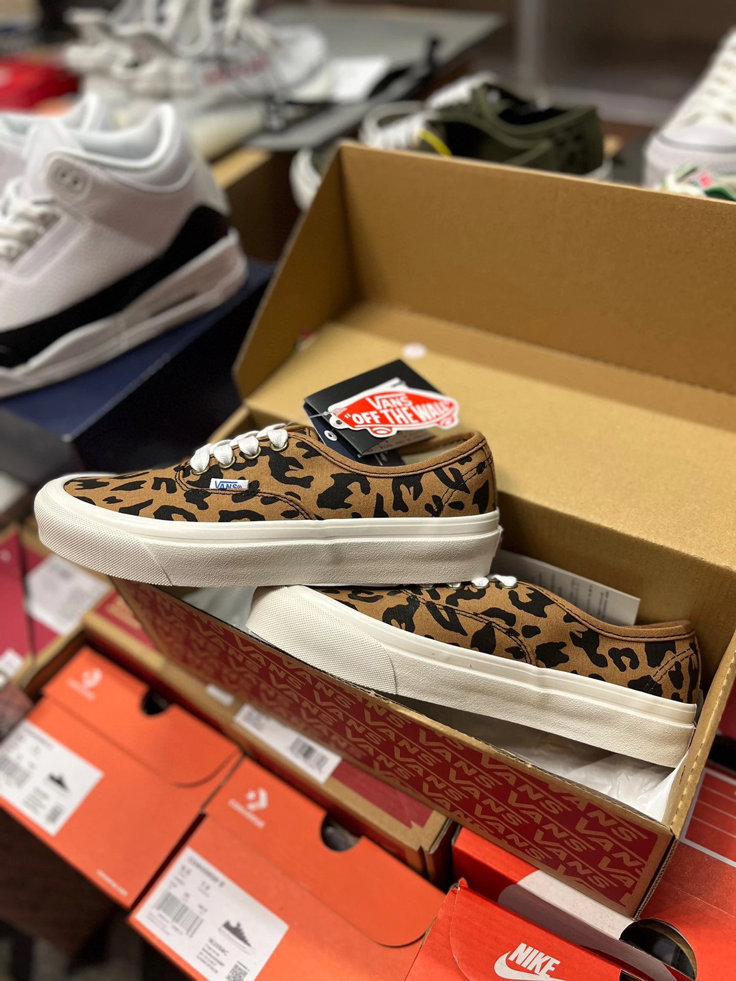 (Hupu version) LX leopard print high-end side canvas low top casual board shoes