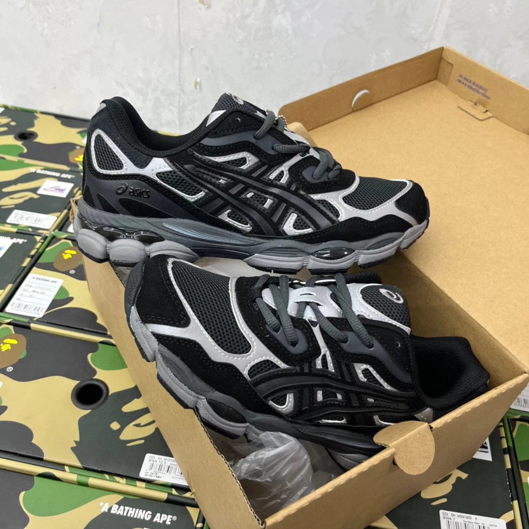 1201A789-020 Black
