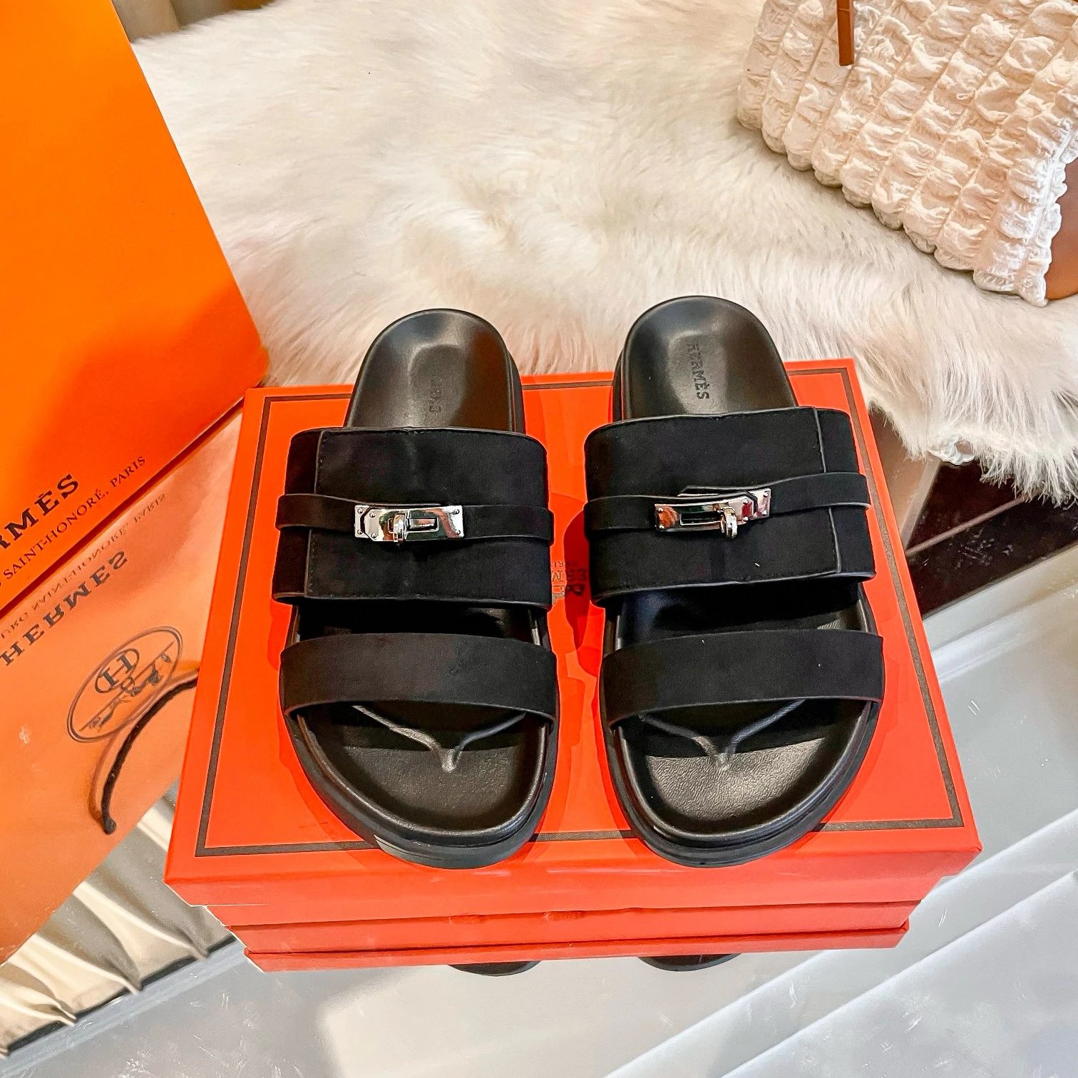 Hermès Sandals Two-strap flat with Kelly buckle — Suede black