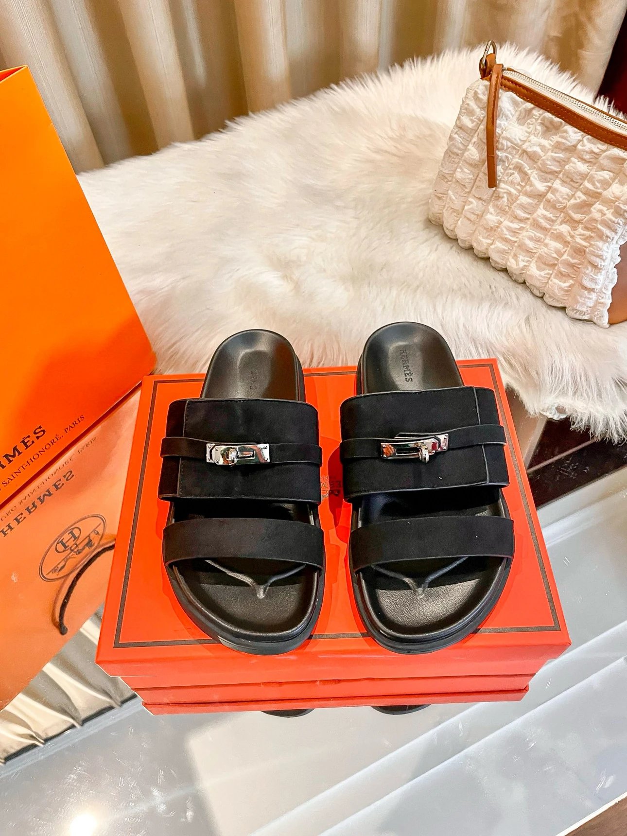 Hermès Sandals Two-strap flat with Kelly buckle image 8