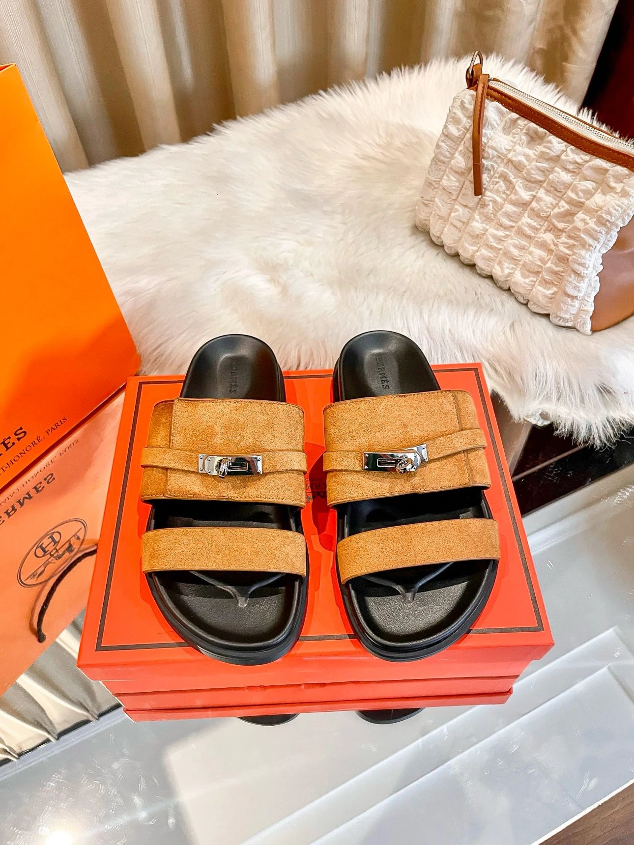 Hermès Sandals Two-strap flat with Kelly buckle image 5