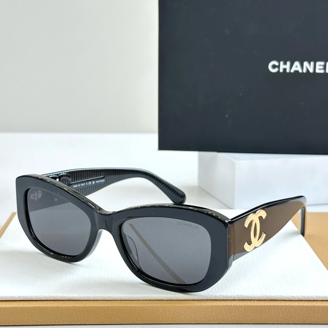 5493 Black Gold