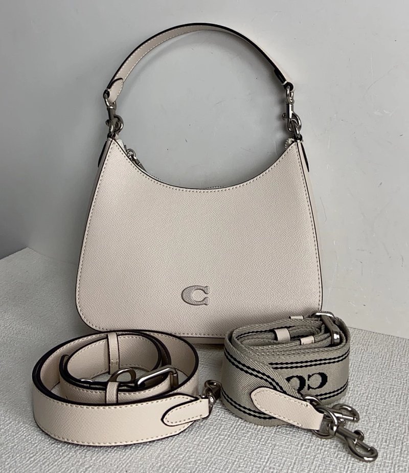 C 5 HoboNEW NEe Hobo Cool Girl 22 18 6.5