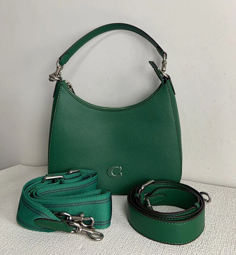 C 5 HoboNEW NEe Hobo Cool Girl 22 18 6.5