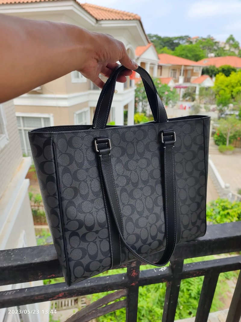 Coach Tote 35 32 13.5