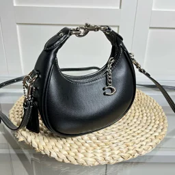 thumbnail for 2024新款女士饺子包CR508 手腕包单肩斜挎复古半月包jonie腋下包，尺寸：1576