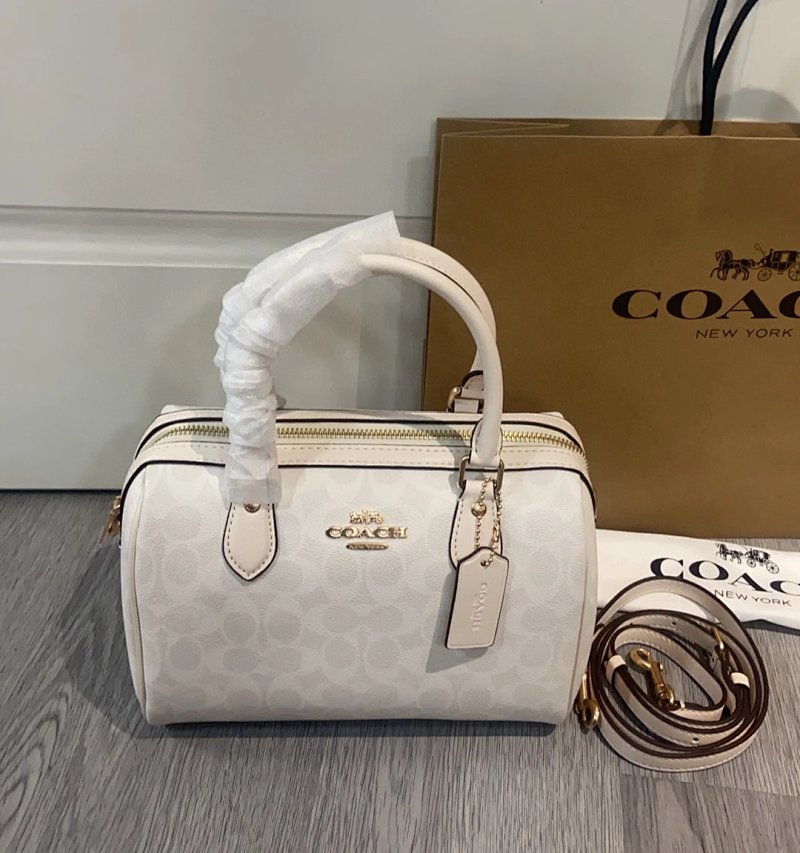 Louis Vuitton crossbody bag