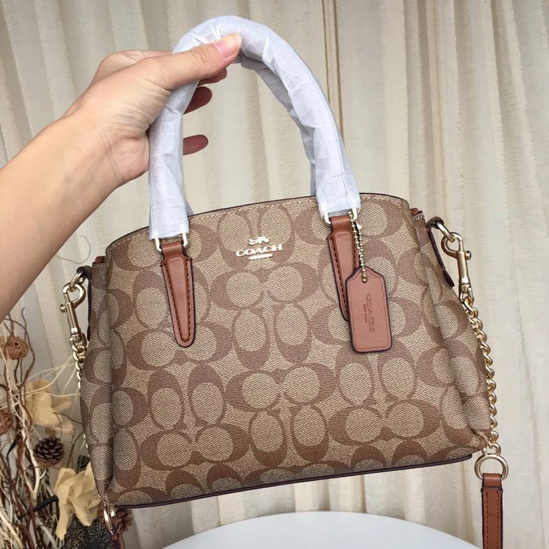 Coach29434 Pvc 24 19 9