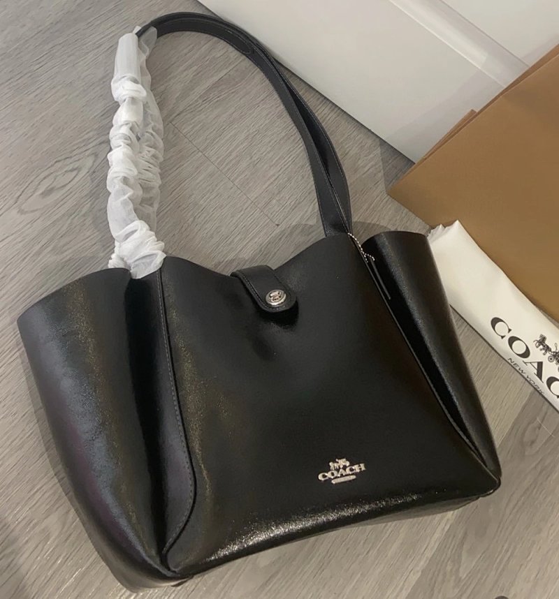 Hadley Turnlock Tote 24 52 16